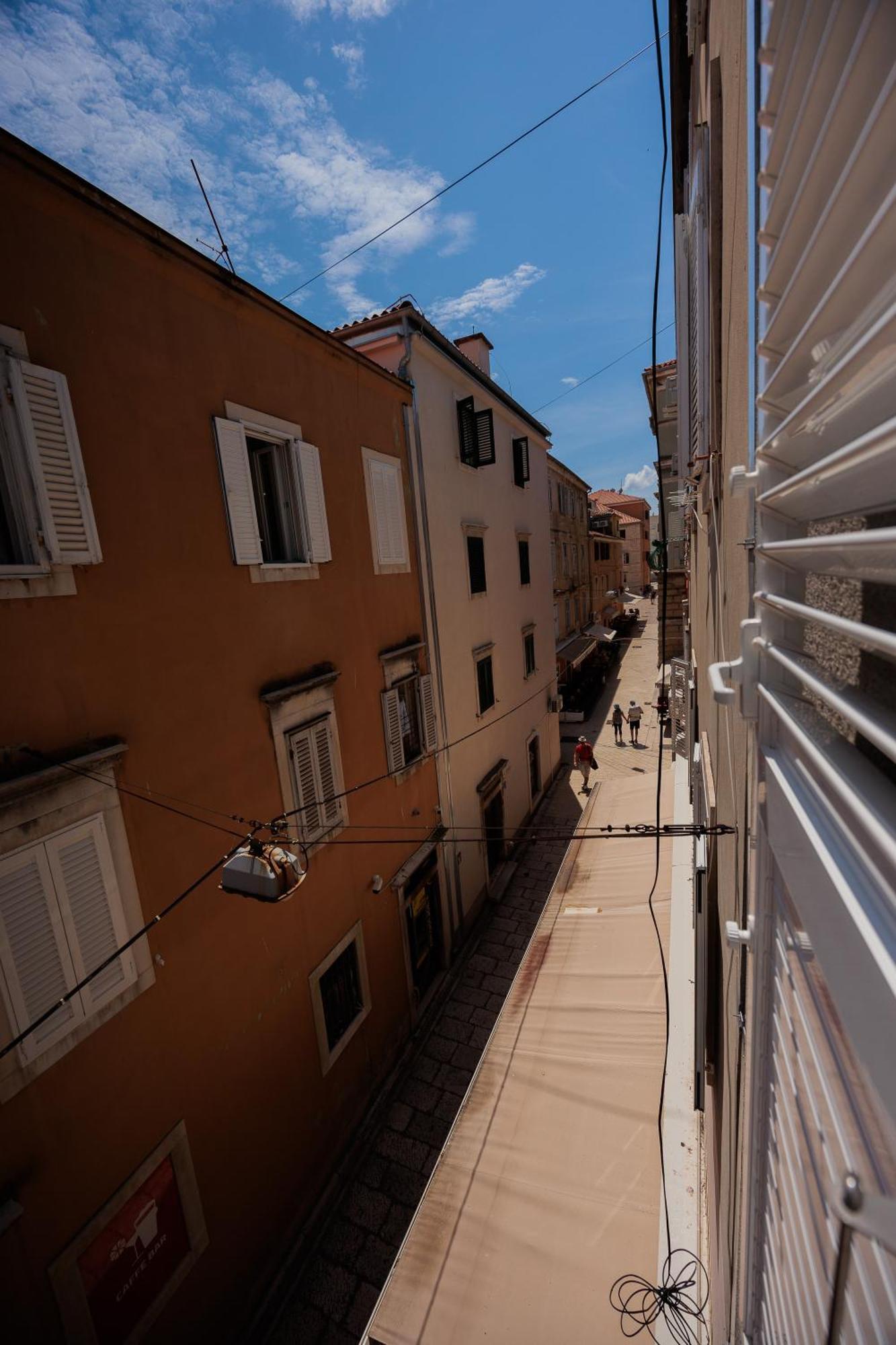 Guest House Arsenal Accommodation Zadar Extérieur photo